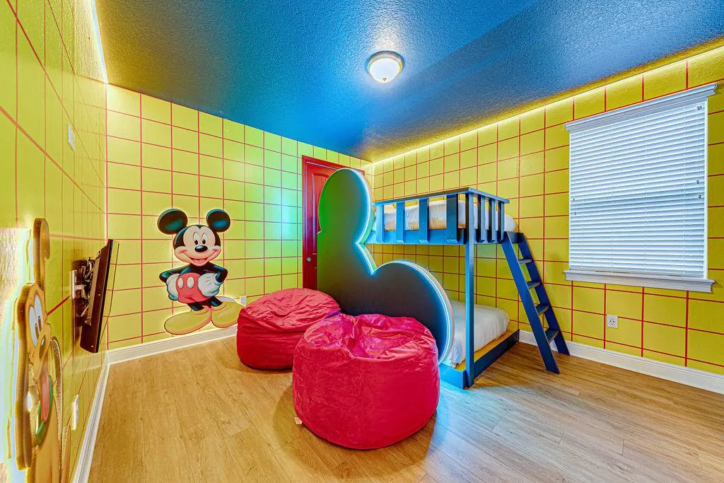 Sala de la casa Enchanted Dominion